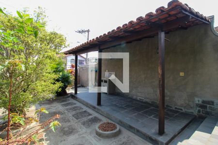 Casa à venda com 360m², 5 quartos e 7 vagas Casa à venda com 360m², 5 quartos e 7 vagasÁrea comum