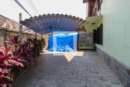 Casa à venda com 360m², 5 quartos e 7 vagas Casa à venda com 360m², 5 quartos e 7 vagasÁrea comum