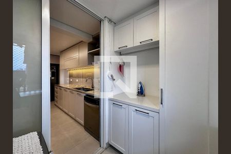 Apartamento à venda com 145m², 3 quartos e 2 vagasÁrea de Serviço