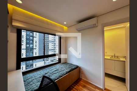 Apartamento à venda com 145m², 3 quartos e 2 vagasSuíte 1