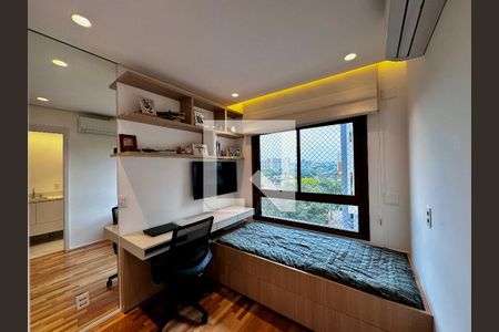 Apartamento à venda com 145m², 3 quartos e 2 vagasSuíte 1