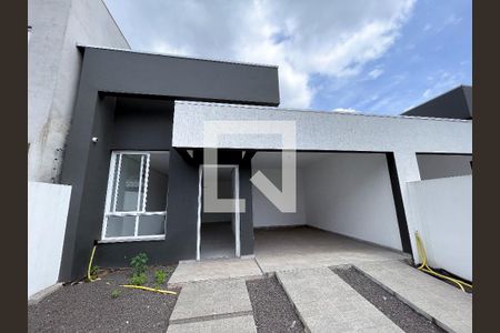 Casa à venda com 101m², 2 quartos e 2 vagasFachada