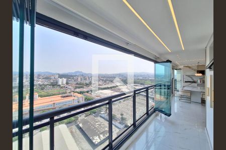 Apartamento à venda com 90m², 1 quarto e 2 vagasVaranda