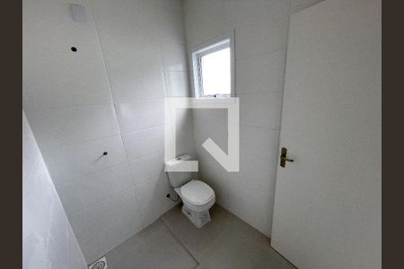 Casa à venda com 101m², 2 quartos e 2 vagasBanheiro/Suíte