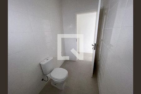 Casa à venda com 101m², 2 quartos e 2 vagasBanheiro Social