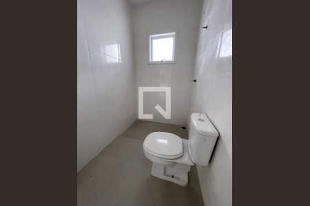 Casa à venda com 101m², 2 quartos e 2 vagasBanheiro Social