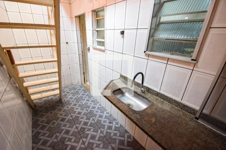Casa para alugar com 196m², 2 quartos e 1 vaga Casa para alugar com 196m², 2 quartos e 1 vagaCozinha Auxiliar