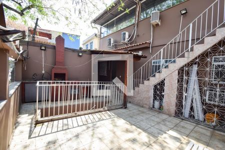 Casa para alugar com 196m², 2 quartos e 1 vaga Casa para alugar com 196m², 2 quartos e 1 vagaÁrea gourmet
