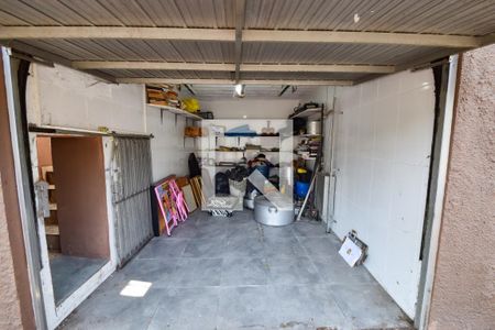Casa para alugar com 196m², 2 quartos e 1 vaga Casa para alugar com 196m², 2 quartos e 1 vagaGaragem