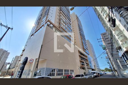 Apartamento para alugar com 74m², 2 quartos e 2 vagasFachada