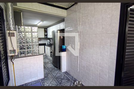 Apartamento à venda com 225m², 4 quartos e 3 vagas Apartamento à venda com 225m², 4 quartos e 3 vagasarea de serviço