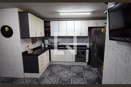 Apartamento à venda com 225m², 4 quartos e 3 vagas Apartamento à venda com 225m², 4 quartos e 3 vagascozinha