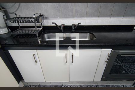 Apartamento à venda com 225m², 4 quartos e 3 vagas Apartamento à venda com 225m², 4 quartos e 3 vagascozinha