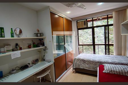 Apartamento à venda com 225m², 4 quartos e 3 vagas Apartamento à venda com 225m², 4 quartos e 3 vagasquarto 3 - suite