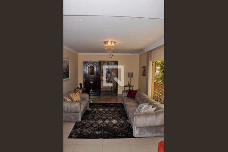 Sala de casa à venda com 3 quartos, 400m² em Vila Pereira Cerca, São Paulo