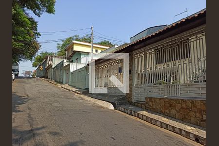Casa à venda com 400m², 3 quartos e 4 vagas Casa à venda com 400m², 3 quartos e 4 vagasFachada do Imóvel