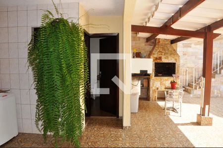 Casa à venda com 400m², 3 quartos e 4 vagas Casa à venda com 400m², 3 quartos e 4 vagasÁrea de Serviço e Quintal