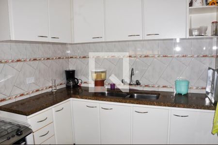 Casa à venda com 400m², 3 quartos e 4 vagas Casa à venda com 400m², 3 quartos e 4 vagas Cozinha