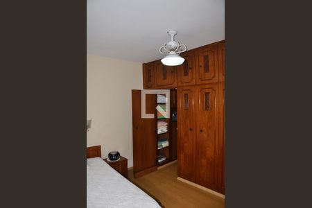 Casa à venda com 400m², 3 quartos e 4 vagas Casa à venda com 400m², 3 quartos e 4 vagas Quarto 01 com Suíte