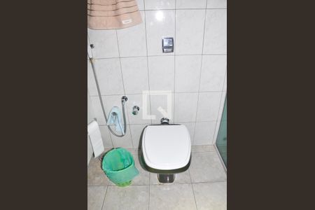 Casa à venda com 400m², 3 quartos e 4 vagas Casa à venda com 400m², 3 quartos e 4 vagasDetalhe - Banheiro Social