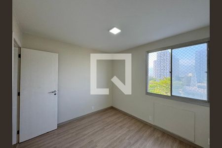 Quarto 1 de apartamento para alugar com 2 quartos, 62m² em Barra da Tijuca, Rio de Janeiro