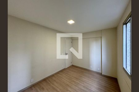 Quarto 2 de apartamento para alugar com 2 quartos, 62m² em Barra da Tijuca, Rio de Janeiro