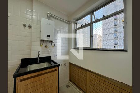 Apartamento para alugar com 62m², 2 quartos e 1 vaga Apartamento para alugar com 62m², 2 quartos e 1 vagaCozinha e Área de Serviço