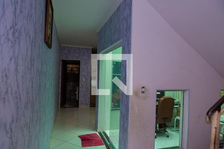 Corredor de casa à venda com 3 quartos, 180m² em Parque Boturussu, São Paulo