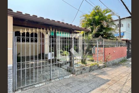 Casa de condomínio à venda com 250m², 3 quartos e 1 vagaFachada casa