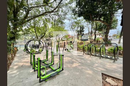 Casa de condomínio à venda com 250m², 3 quartos e 1 vagaÁrea comum - Academia da terceira idade