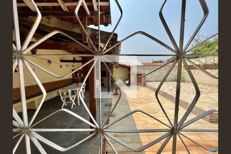 Casa de condomínio à venda com 250m², 3 quartos e 1 vagaQuarto 3 - Vista