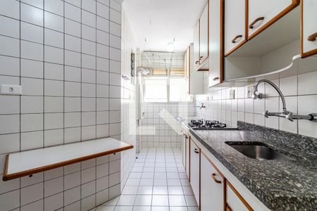 Apartamento à venda com 81m², 2 quartos e 2 vagasCozinha