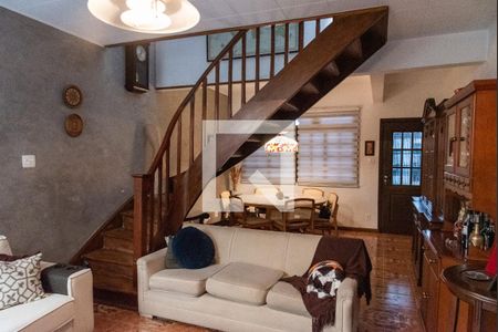 Sala de casa à venda com 4 quartos, 167m² em Cambuci, São Paulo