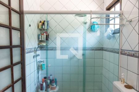 Casa à venda com 167m², 4 quartos e 2 vagasBanheiro