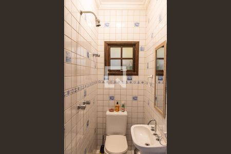 Casa à venda com 167m², 4 quartos e 2 vagasLavabo