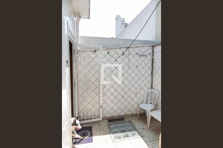 Casa à venda com 167m², 4 quartos e 2 vagasVaranda do quarto