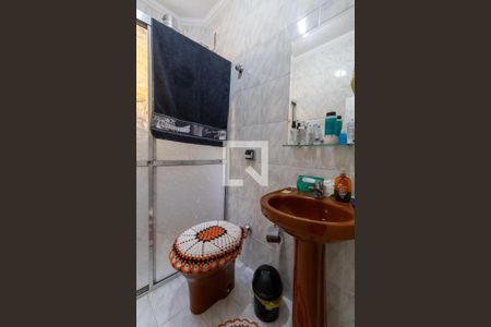 Casa à venda com 130m², 3 quartos e 2 vagas Casa à venda com 130m², 3 quartos e 2 vagasBanheiro 2