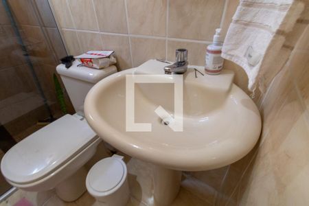 Casa à venda com 130m², 3 quartos e 2 vagas Casa à venda com 130m², 3 quartos e 2 vagasSuíte Banheiro