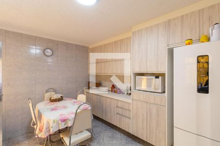 Casa à venda com 130m², 3 quartos e 2 vagas Casa à venda com 130m², 3 quartos e 2 vagasCozinha