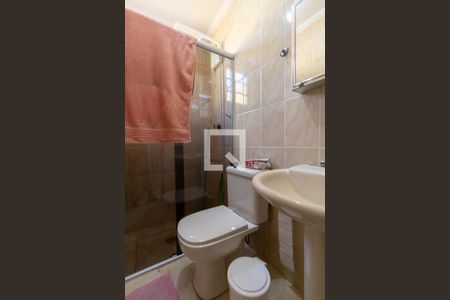 Casa à venda com 130m², 3 quartos e 2 vagas Casa à venda com 130m², 3 quartos e 2 vagasSuíte Banheiro