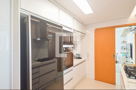 Apartamento à venda com 130m², 3 quartos e 4 vagasCozinha