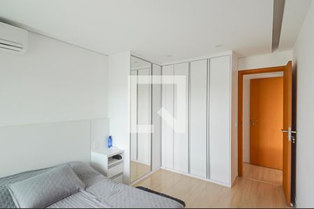 Apartamento à venda com 130m², 3 quartos e 4 vagasQuarto Suíte