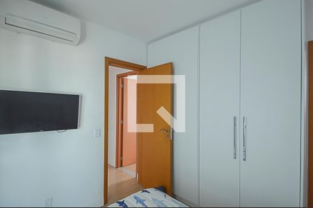 Apartamento à venda com 130m², 3 quartos e 4 vagasQuarto 3 - Suíte