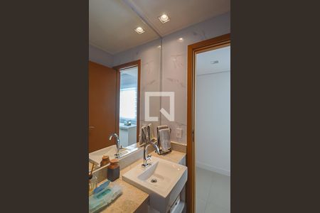 Apartamento à venda com 130m², 3 quartos e 4 vagasLavabo