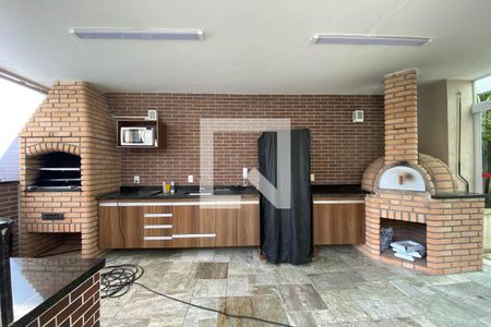 Apartamento à venda com 130m², 3 quartos e 4 vagasÁrea comum - Churrasqueira