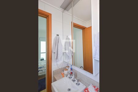 Apartamento à venda com 130m², 3 quartos e 4 vagasBanheiro da Suíte 3