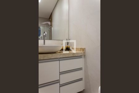 Casa à venda com 207m², 3 quartos e 4 vagasBanheiro