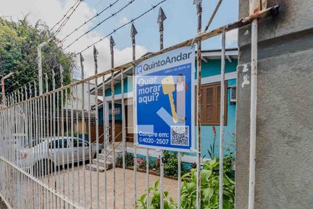 Casa à venda com 300m², 2 quartos e 3 vagasPlaquinha