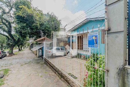Casa à venda com 300m², 2 quartos e 3 vagasFachada