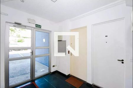 Apartamento para alugar com 47m², 2 quartos e 1 vaga Apartamento para alugar com 47m², 2 quartos e 1 vagaHall de entrada